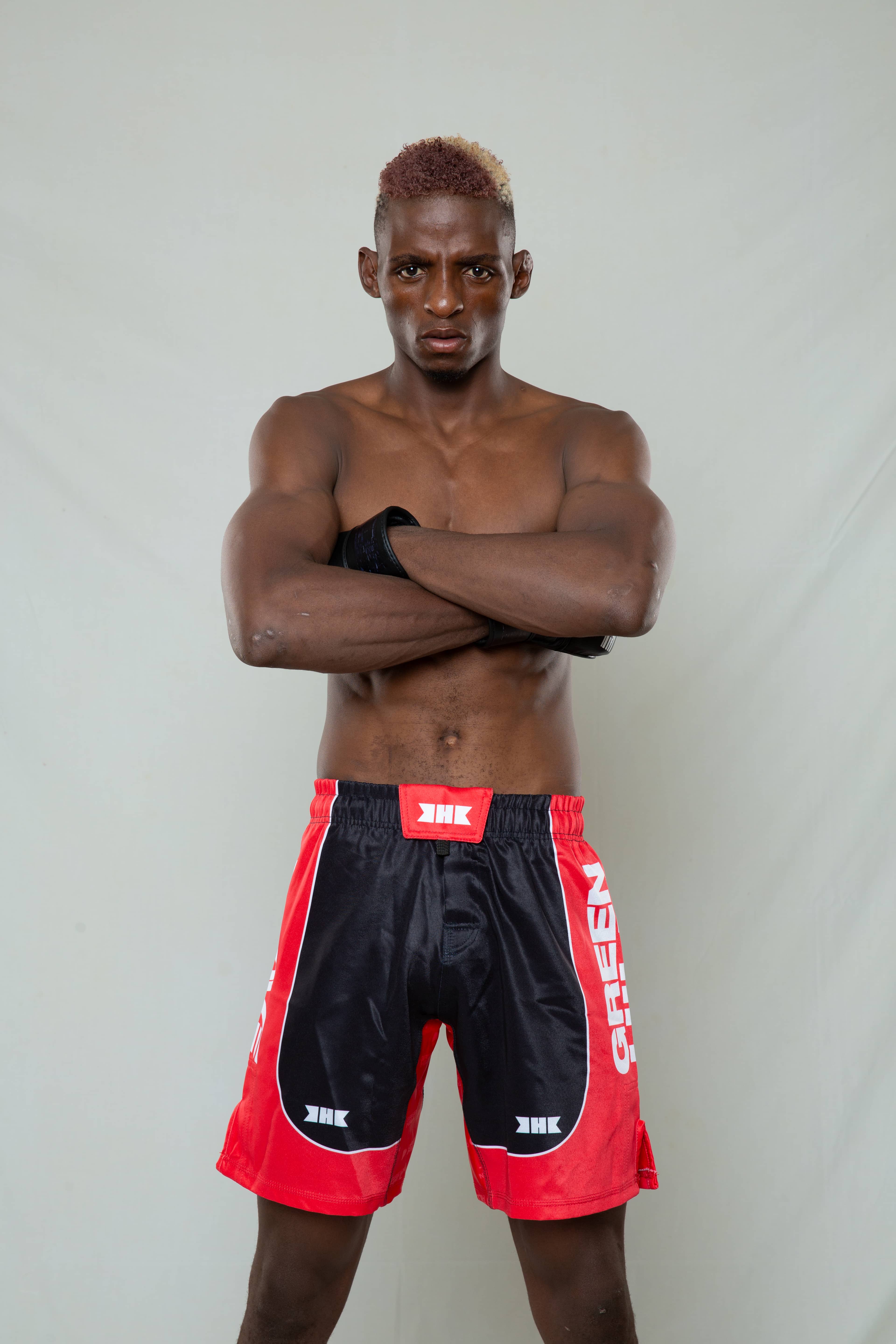 Rising Star Nkosi Ndebele: Carving a Path to Glory in the BRAVE CF 73 Main Event