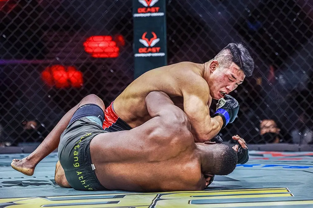 Mudtank In Jae La looking to go 2-0 against South Africa on his way to BRAVE CF gold