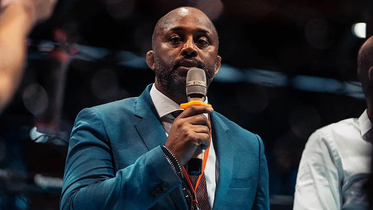 President of International Federation congratulates Shaikh Khaled on setting new world record for MMA