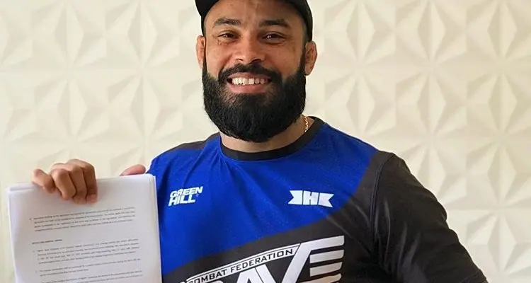 STRIKER FELIPE SILVA SIGNS WITH BRAVE COMBAT FEDERATION